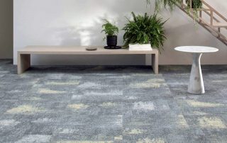 decorame Comfortable Concrete de Milliken, losetas de moqueta